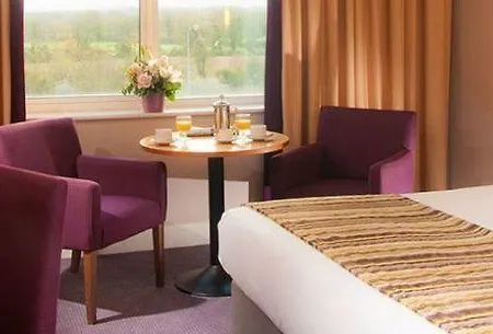 Park & Leisure Club Ireland 4*