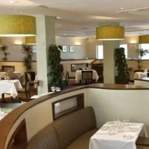 Park & Leisure Club Ireland 4*